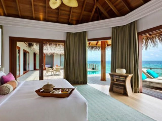 Dusit Thani Maldives