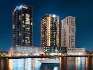 Hotel The First Collection Waterfront