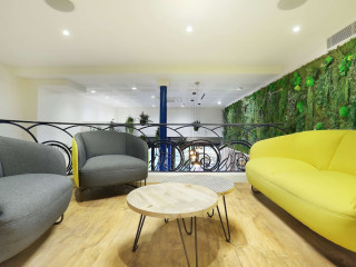 Hotel The Playce by Happyculture