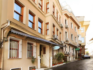 Hotel Theodian