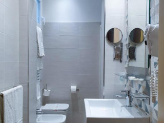 STARLIGHT RESORT HOTEL