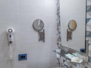 Hotel Trevi