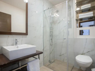 Hotel Twelve by Aycon