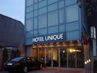 HOTEL UNIQUE