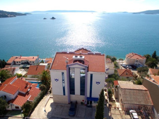 Hotel Viktorija (Trogir)