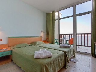 PARADISE BEACH RESIDENCE