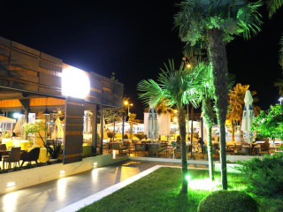 Hotel Vlora International