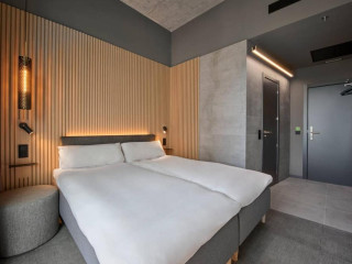 Hotel Zleep Madrid Airport