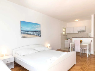 House Apartments Ariva
