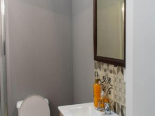 HOUSE ROOMS IN BAIRRO ALTO - LOUNGE