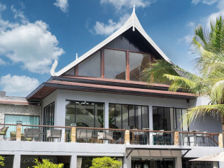 Howard Johnson by Wyndham Phuket Naiyang
