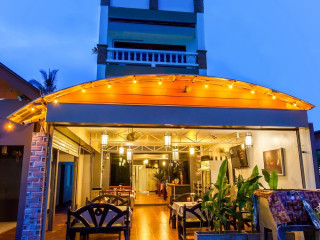 Hugs Guesthouse And Hostel