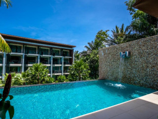 Hula Hula Resort