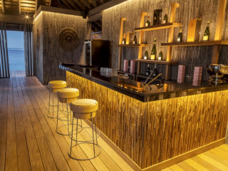 HURAWALHI ISLAND RESORT MALDIVES