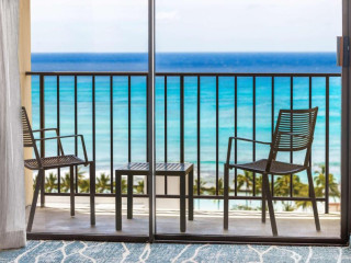 Hyatt Place Waikiki Beach