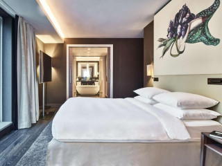 Hyatt Regency Amsterdam