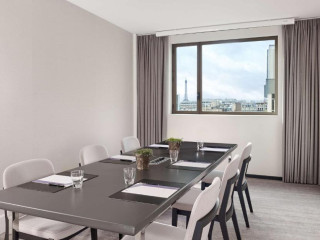 Hyatt Regency Paris Etoile