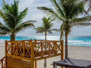 Hyatt Zilara Cancun