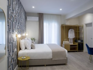 HYPNOS INN ATHENS