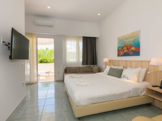 Iakinthos Tsilivi Beach