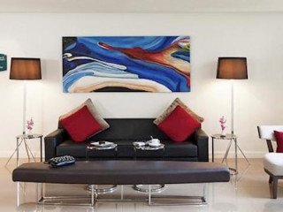 IBIS BANGKOK RIVERSIDE