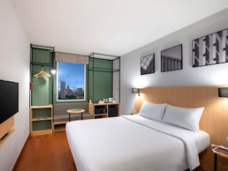 IBIS BANGKOK SUKHUMVIT 4
