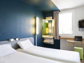 IBIS BUDGET PARIS PORTE DE VINCENNES