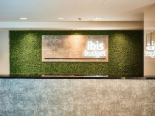 IBIS BUDGET SINGAPORE EMERALD