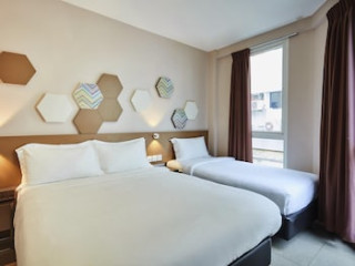 IBIS BUDGET SINGAPORE IMPERIAL (SG CLEAN)