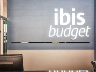 IBIS BUDGET SINGAPORE SAPPHIRE (SG CLEAN)