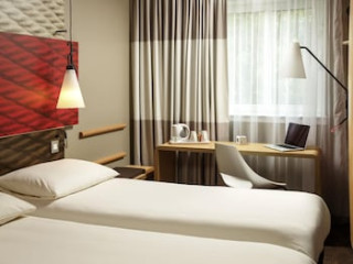 IBIS LONDON STRATFORD