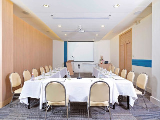 ibis Phuket Kata Hotel