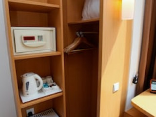 IBIS SINGAPORE NOVENA (SG CLEAN)