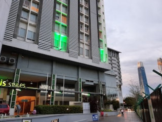 IBIS STYLES KUALA LUMPUR FRASER BUSINESS PARK