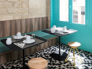 IBIS STYLES PARIS GARE SAINT LAZARE