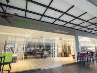 IBIS STYLES SINGAPORE ALBERT