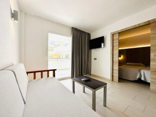 Ibiza Jet Apartamentos - Adults Only