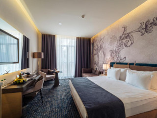 IC Hotels Airport