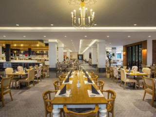 Gold Beach Hotel Resort and Spa