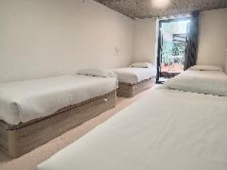 Ideal Youth Hostel