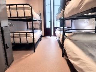Ideal Youth Hostel