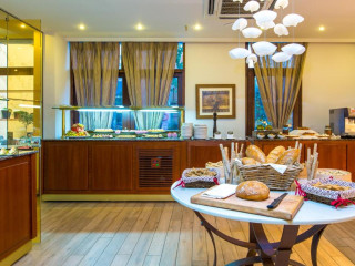 Ideon Hotel