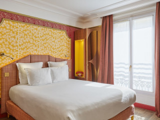 Idol Hotel