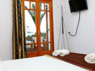 Idomeneas Apartments