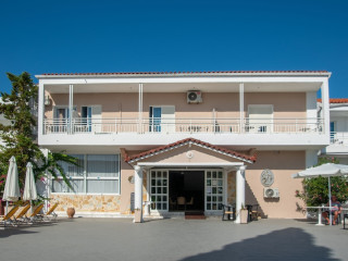 Ikaros Hotel