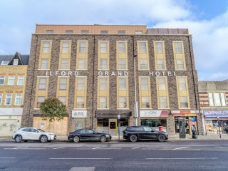 Ilford Grand Hotel