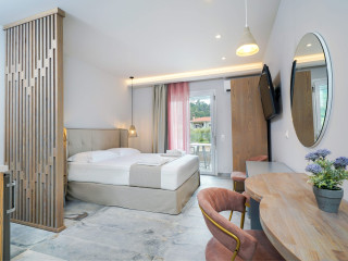 Iliomagic Luxury Suites