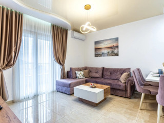 Imperial Nikic Apartments