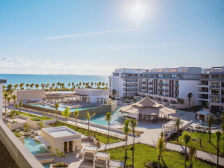 Majestic Elegance Costa Mujeres