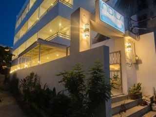Indila Boracay